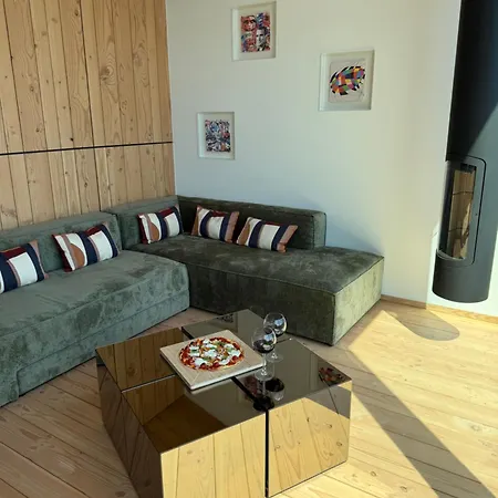 Roisechamp Lodge